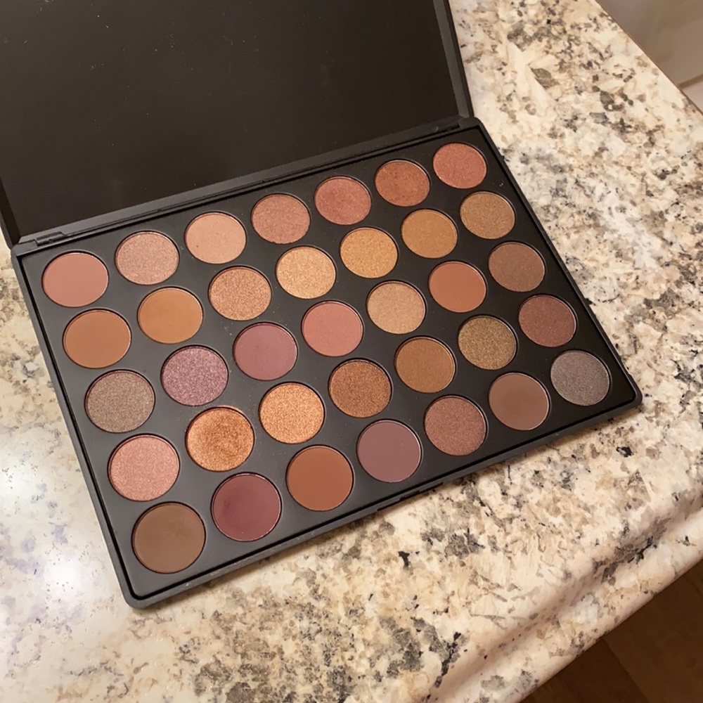 Makeup - Picture 2 of 2